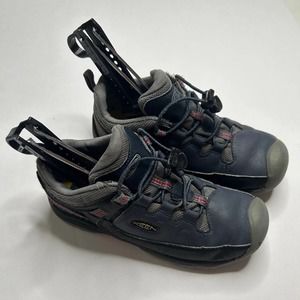 Boys Size 2 Keen Waterproof Hiking Shoes